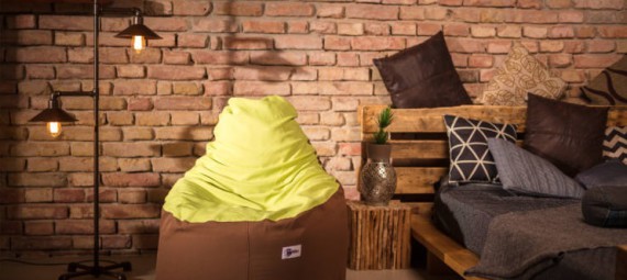 babzsákfotel modern színekben